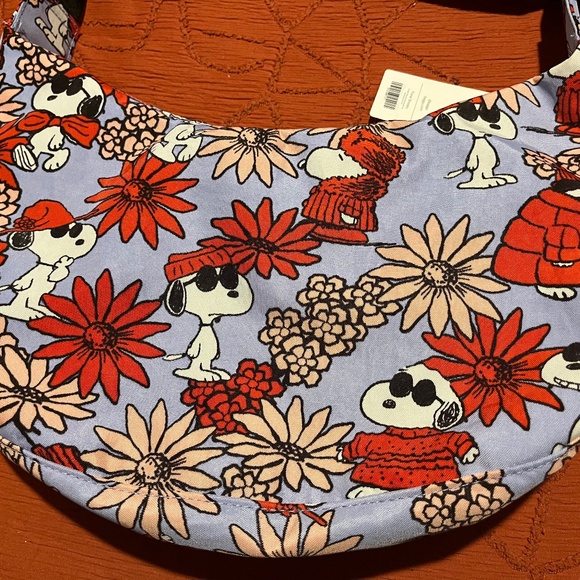 Floral Snoopy Medium Nylon Crescent Bag - Picture 4 of 6